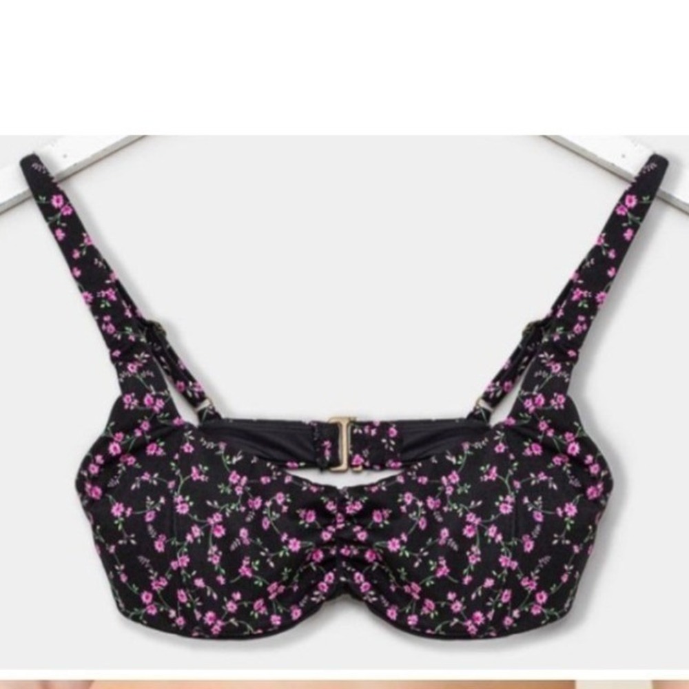 Andie Nadi Bikini Top Pink Floral Black size M NWT Swimwear Ditsy